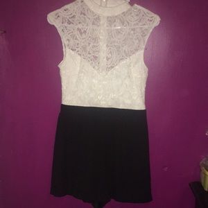 LACE ROMPER | SIZE 7